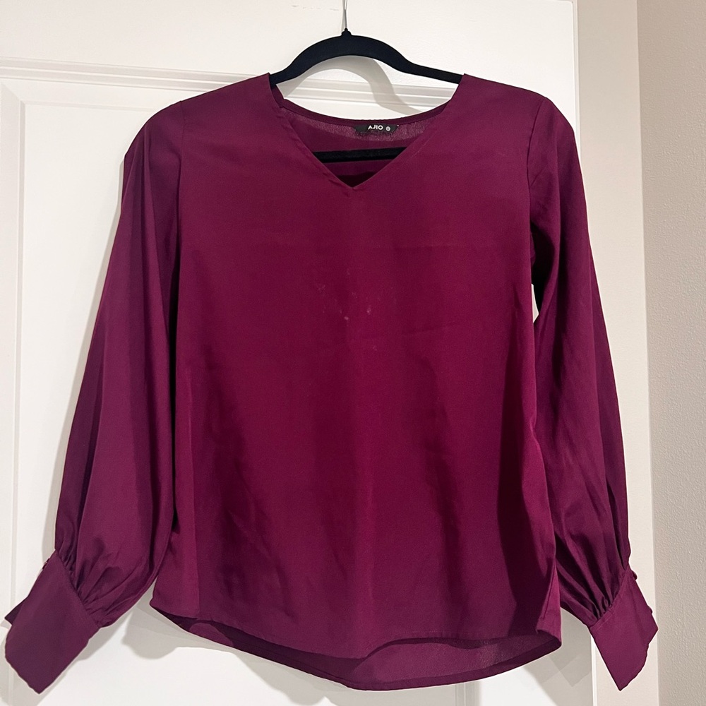 Elegant Women's V-Neck Blouse in Rich Purple